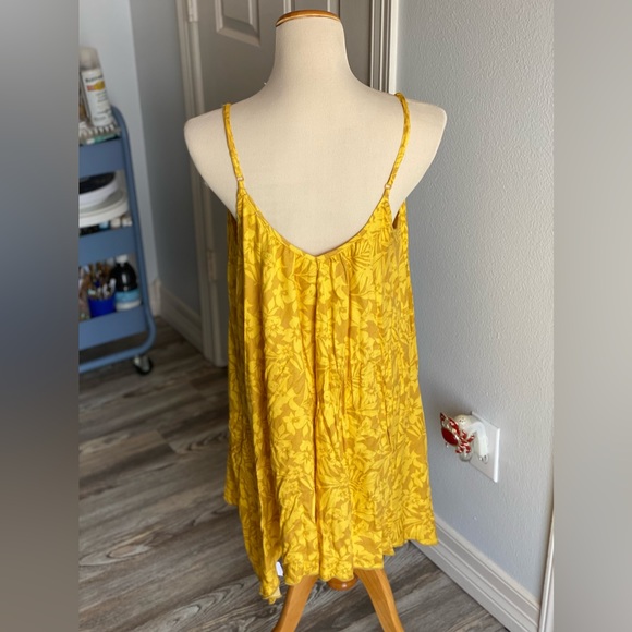 Arizona Sleeveless Tropical Floral Dress - Picture 6 of 6